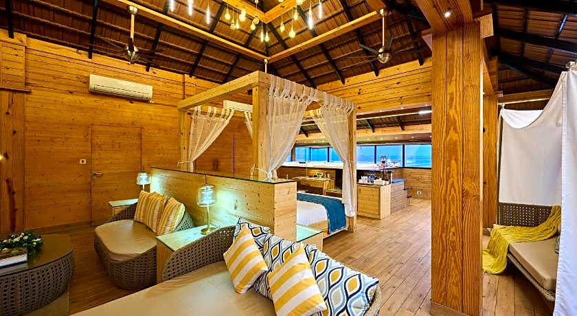 Maliekal Heritance Cherai.