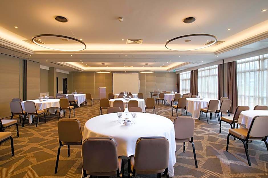 DoubleTree By Hilton London-Ealing Hotel