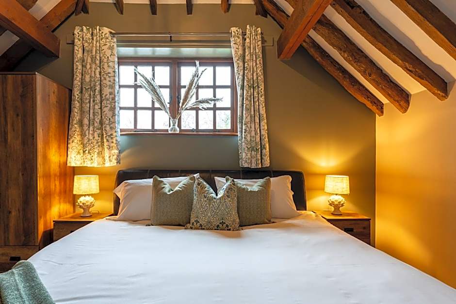 The Bull on the Green