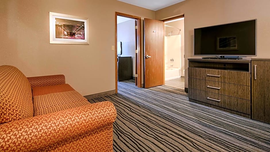 Best Western Riverside Inn