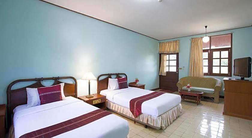 Eurasia Chaam Lagoon Hotel