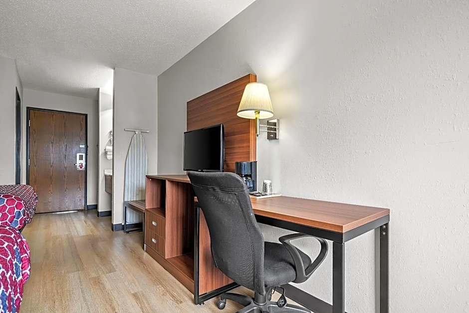 Econo Lodge El Paso, IL