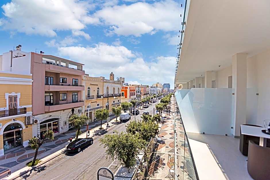 POPULA - The Lifestyle Hotel