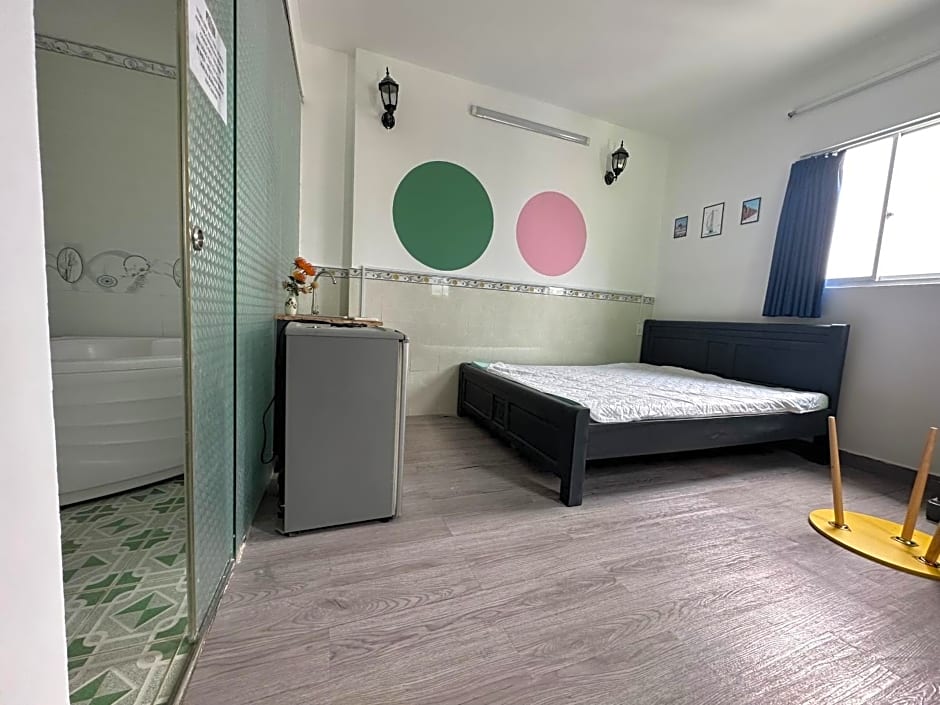 RedDoorz Hung Viet Hotel Yersin