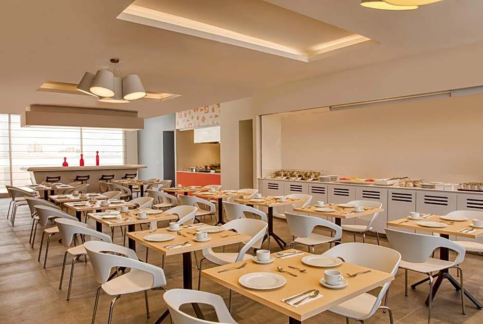 Fiesta Inn Express Puebla Explanada