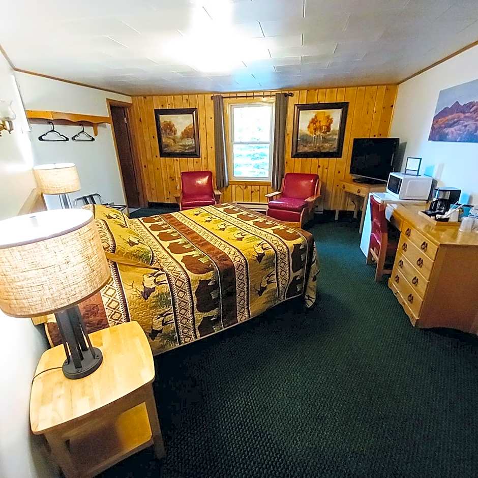 Lone Eagle Lodge