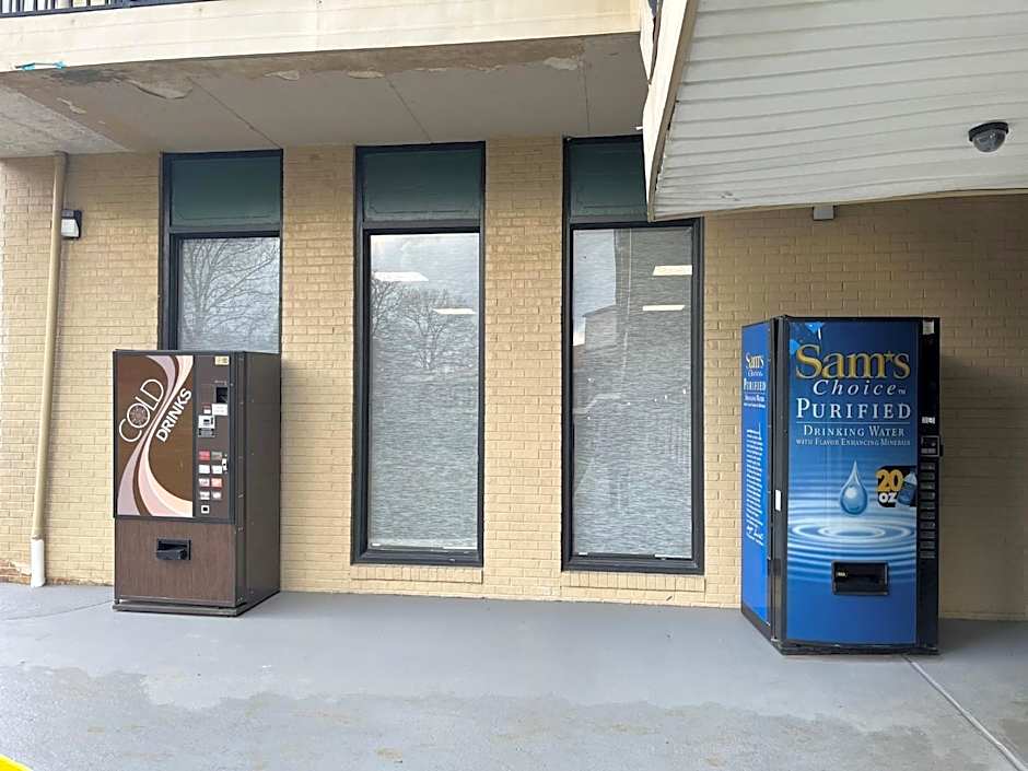 Red Roof Inn Manchester