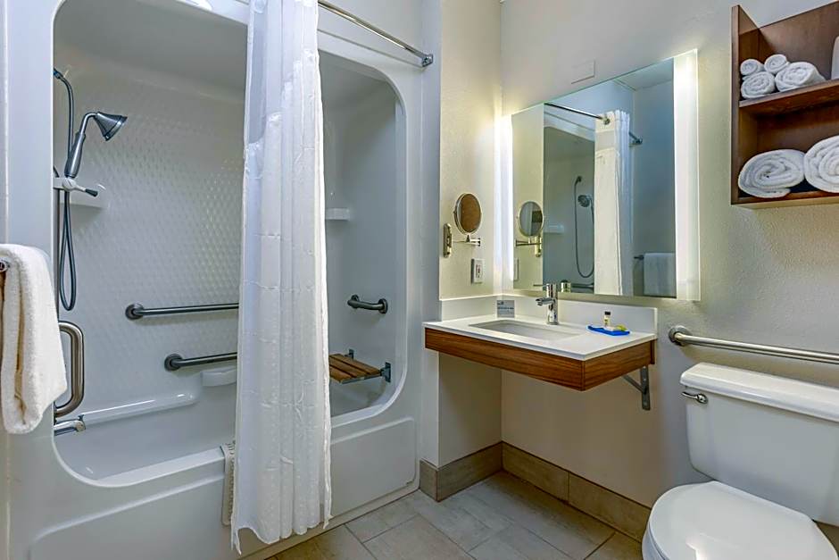Holiday Inn Express Branson - Green Mountain Drive By IHG