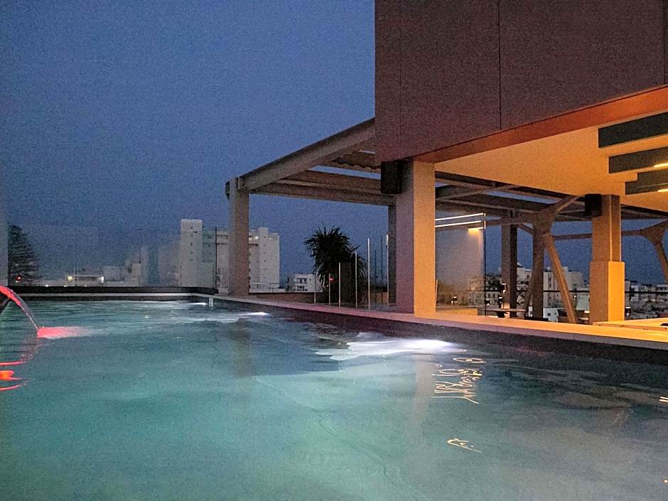 Mercure Larnaca City