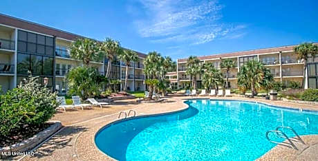 Biloxi Beach Condo-B