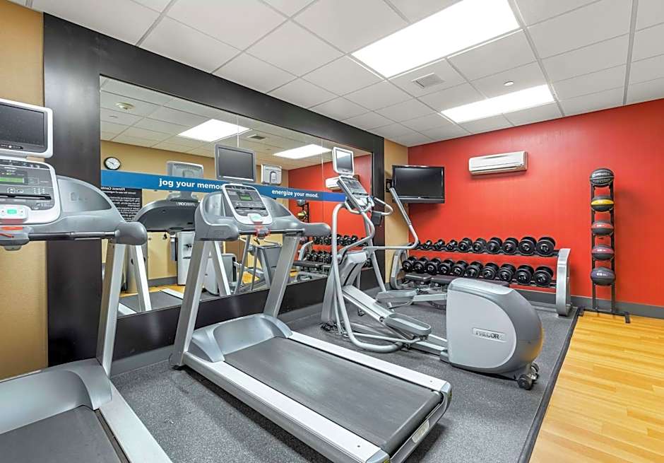 Hampton Inn By Hilton Nashua