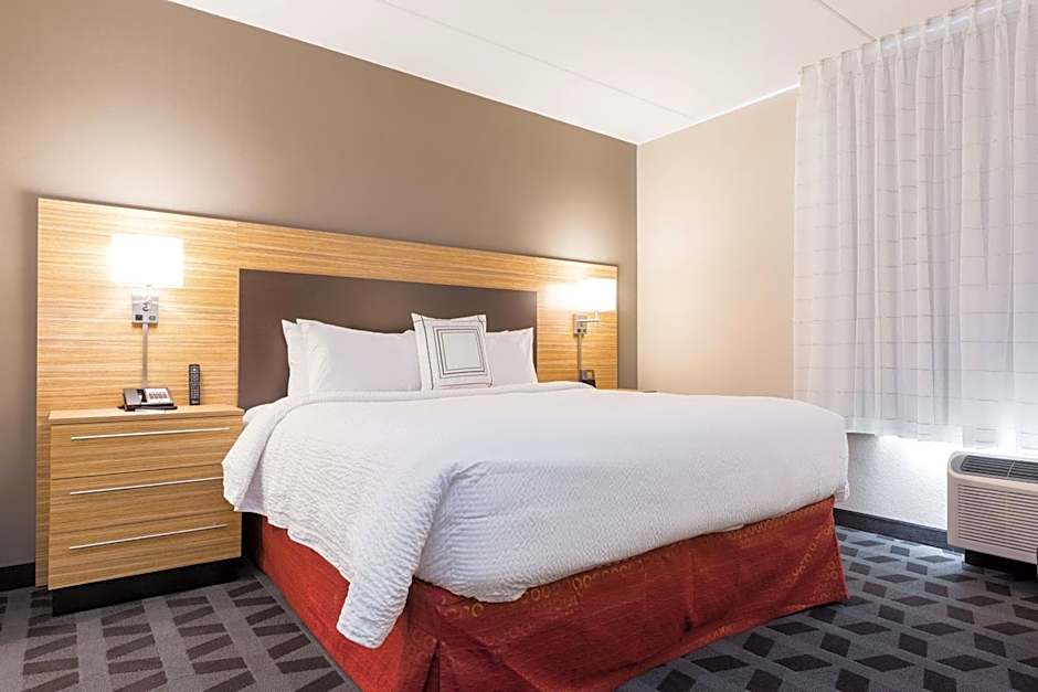 TownePlace Suites by Marriott Edmonton South