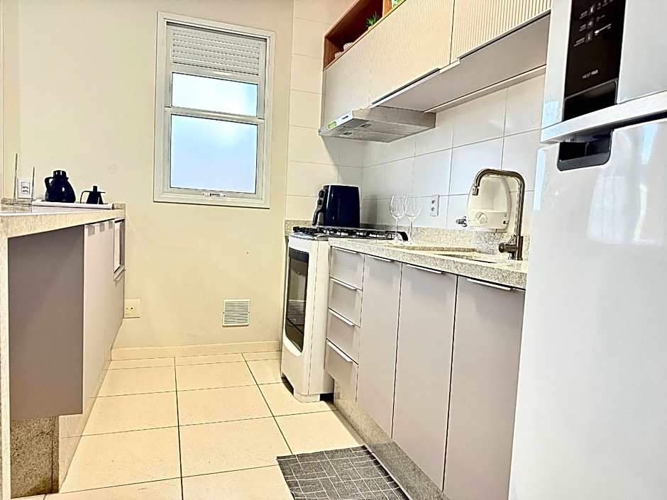 Residencial com piscina a apenas 150 metros da Praia dos Ingleses Lado Norte