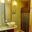 Morris House Hotel - Bed And Breakfast