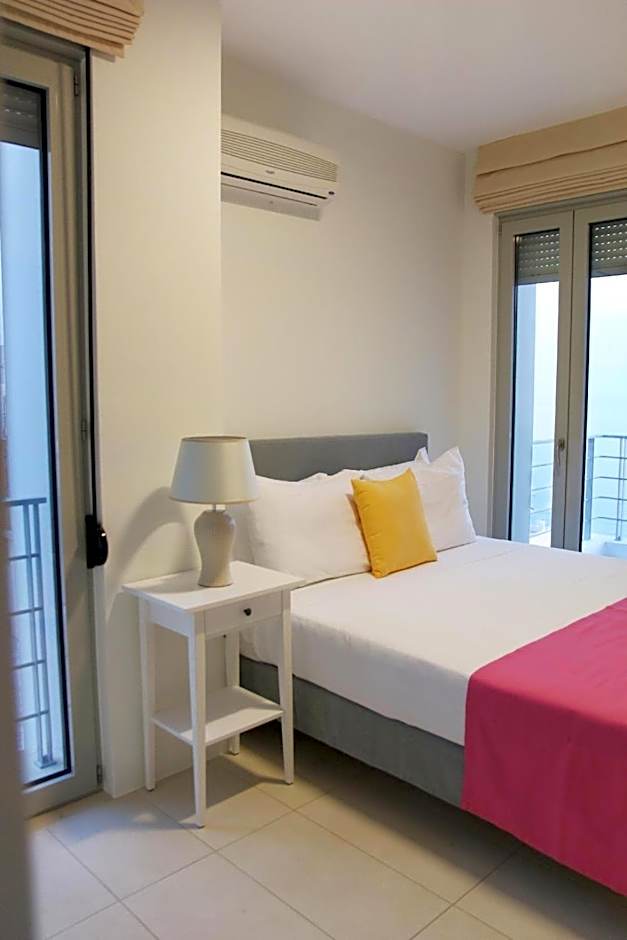 VIVIAN Art Apartments