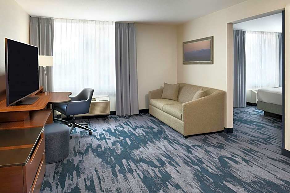 Fairfield Inn & Suites by Marriott Calgary Downtown