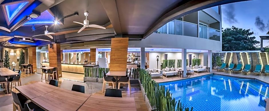 Hubtetl Patong Suite