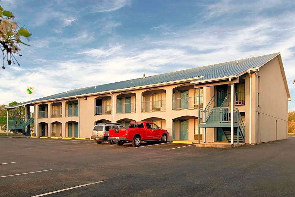 Americas Best Value Inn - Rome
