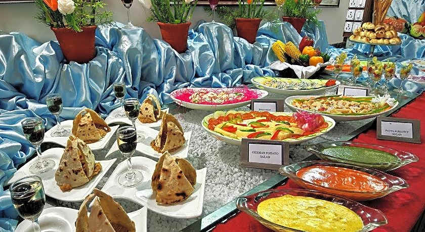 Ramada by Wyndham Mussoorie Mall Road