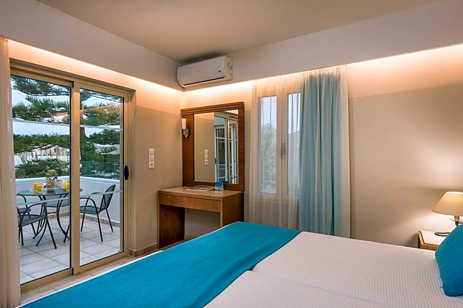 Elotis Suites