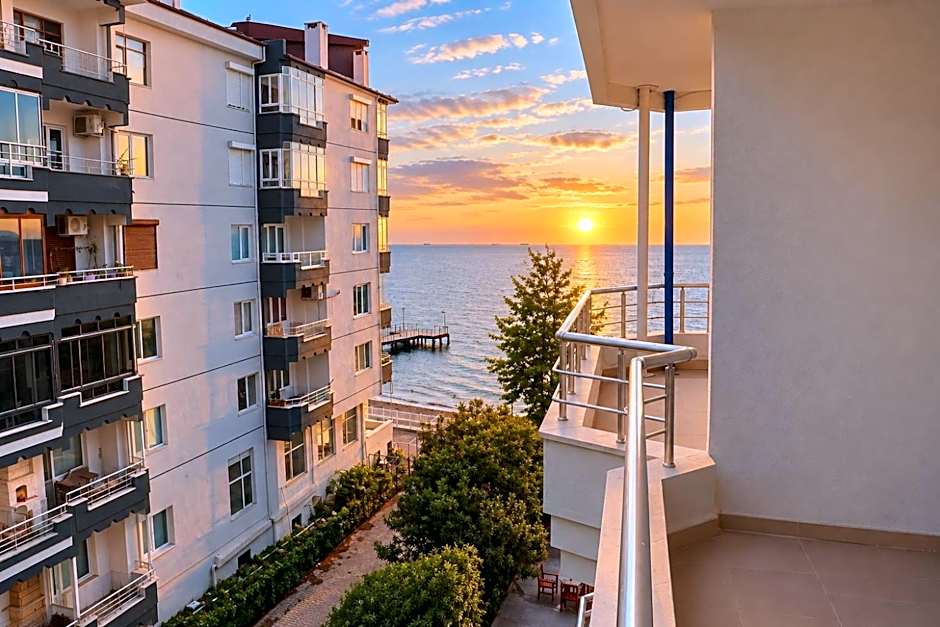 Grand Koru Hotel Beach