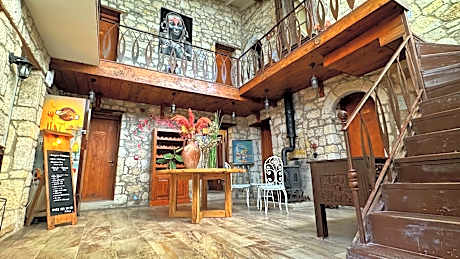 Mahzen by d'Azur Alaçatı