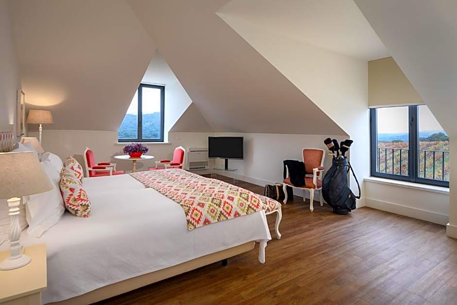 Hotel Casa Palmela  Small Luxury Hotels (Hotel & Villas)