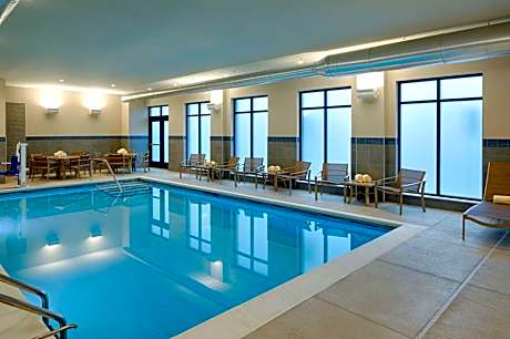 Hyatt House Columbus OSU / Short North