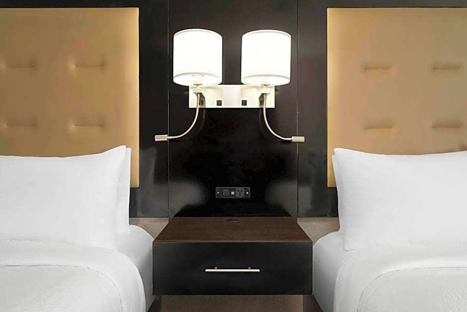 Four Points by Sheraton Rock Springs