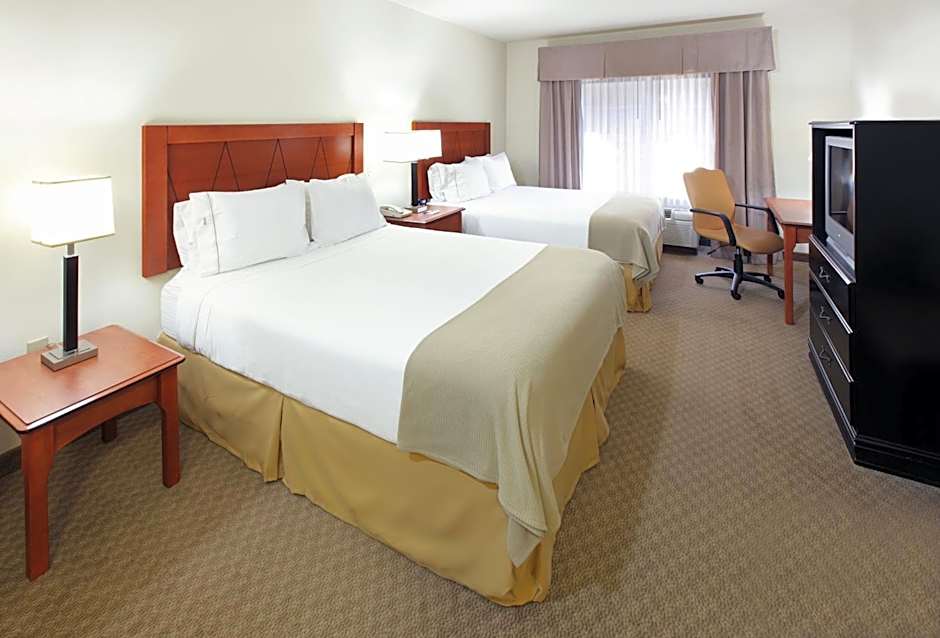 Holiday Inn Express Pine Bluff - Pines Mall Hotel By IHG