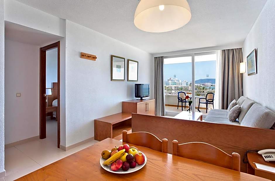 Hipotels Mercedes Aparthotel