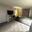 Super 8 by Wyndham Fort Scott