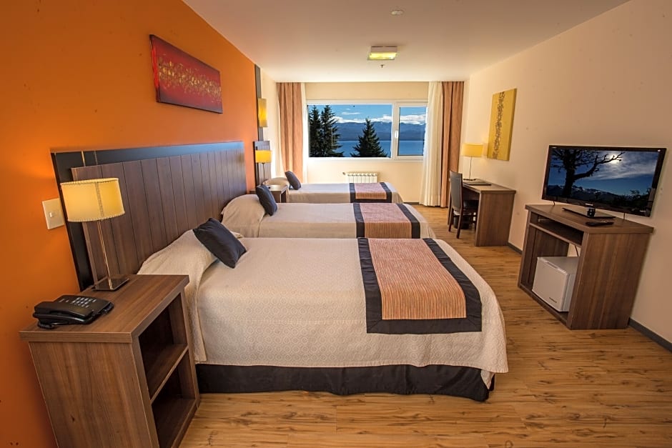 Huinid Pioneros Hotel