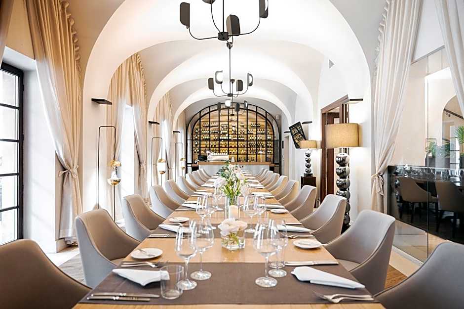 Mamaison Hotel Le Regina Warsaw