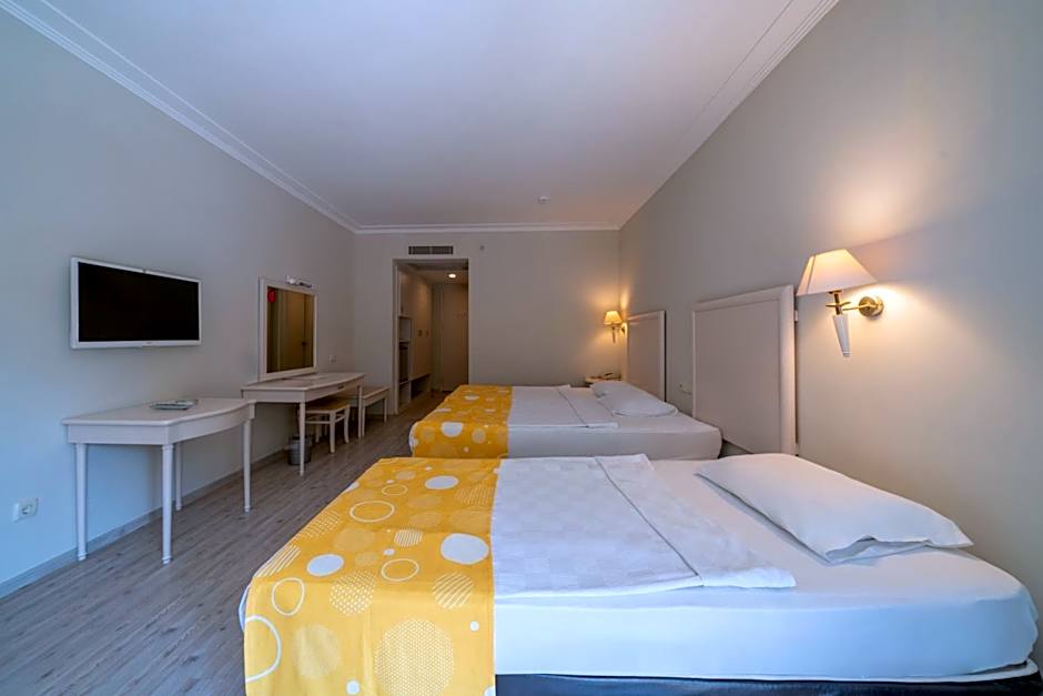 Miarosa İncekum Beach