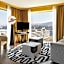 Renaissance by Marriott Zurich Tower Hotel