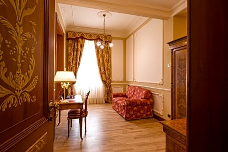 Junior Suite Triple