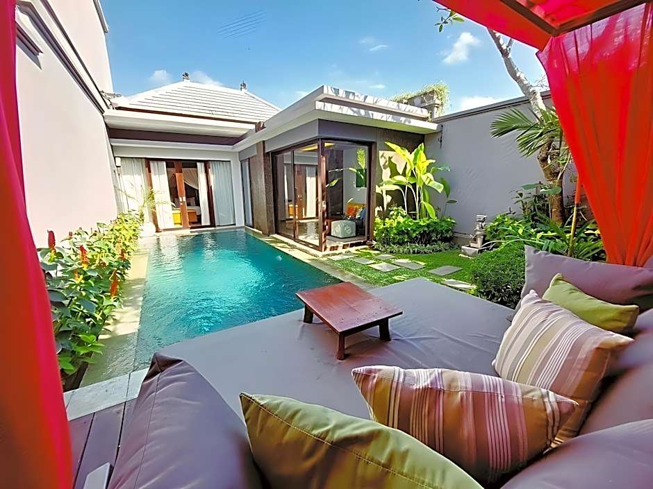Seminyak Icon - by Karaniya Experience