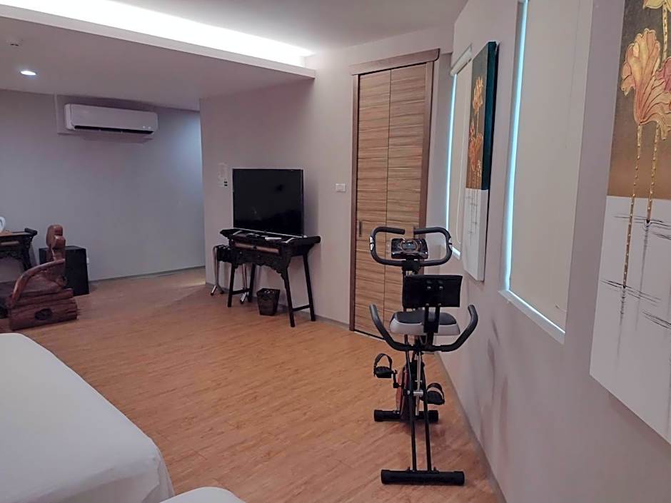 TAINAN JULIE'S GARDEN