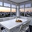 Oaks Brisbane Woolloongabba Suites