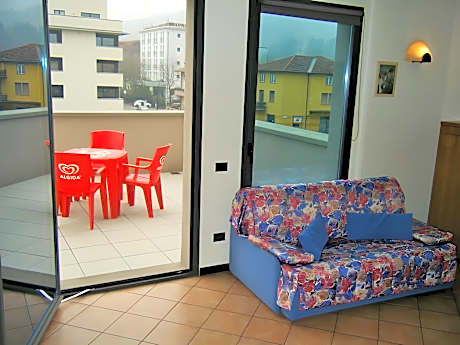 Apartment with Terrace (4 Adults)