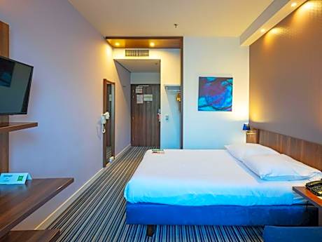 Standard Double Room with Sofa