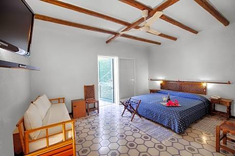 Double Room with Garden View