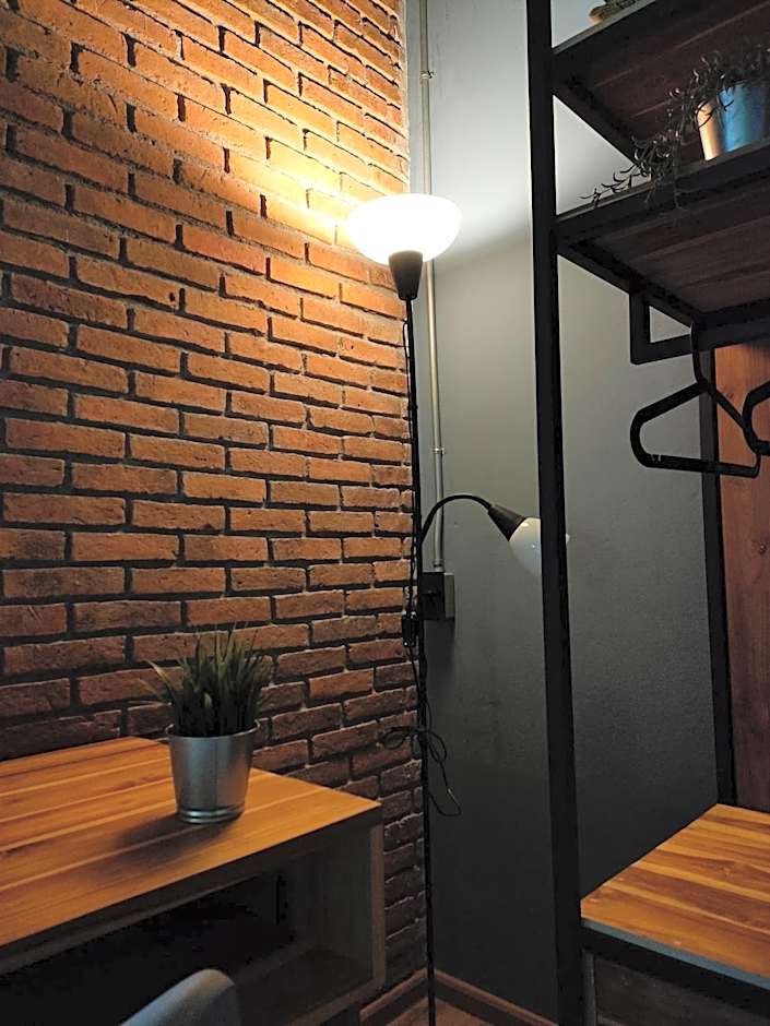 โรงแรม บอร์ดดิ้งเฮ้าส์