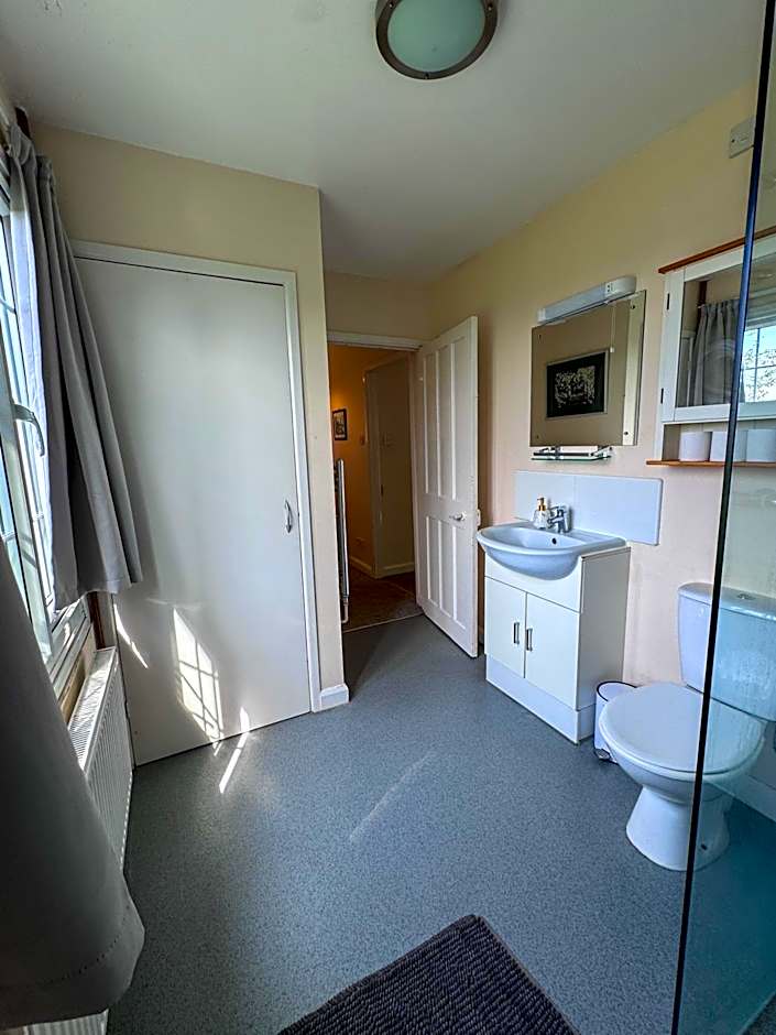 Spacious home in Bath, nature and city!