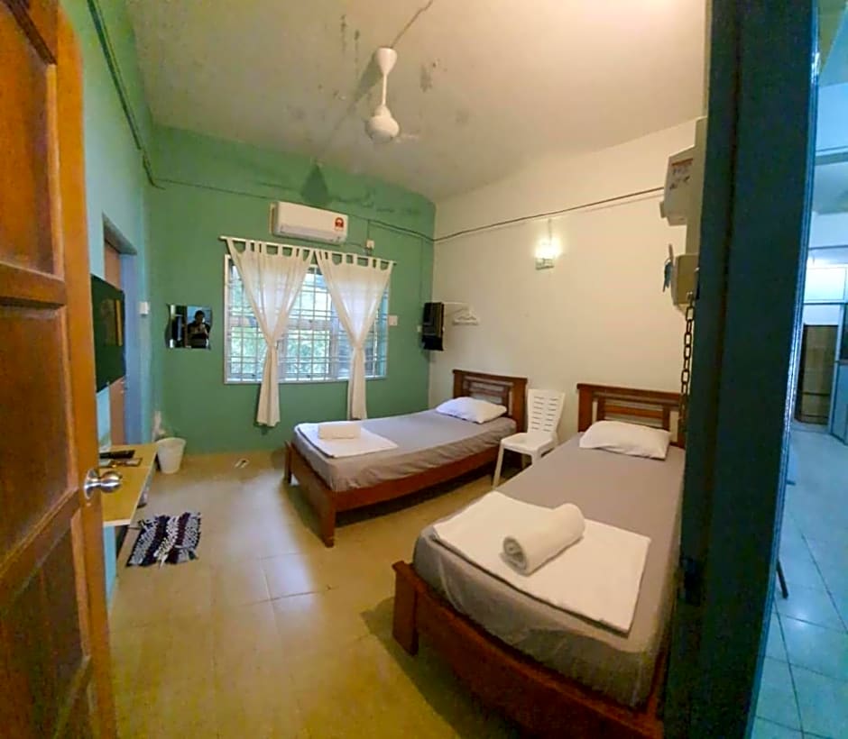 OYO 90116 Fbs Inn Hotel