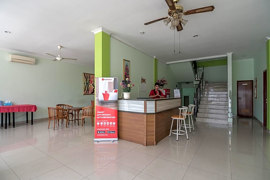 RedDoorz @ Hotel Griya Gatsu Lampung