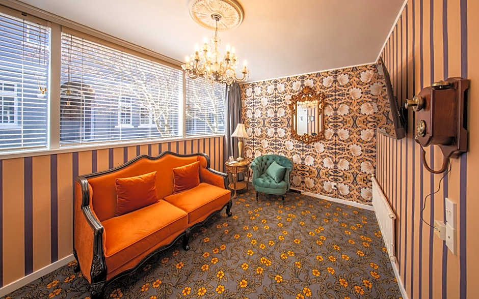 Prince's Gate Hotel