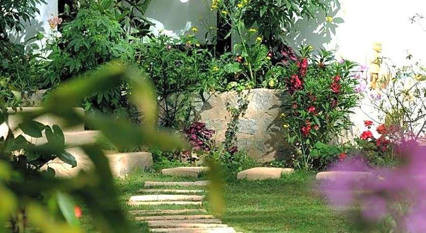 Stop and Go Boutique Hotel Since 1982