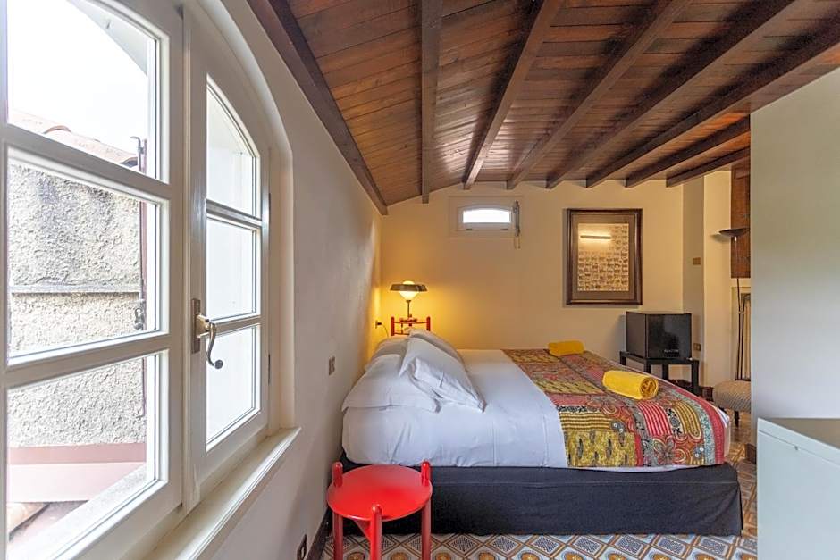 Ronco Dell'Abate - Lake Como Relais B&B